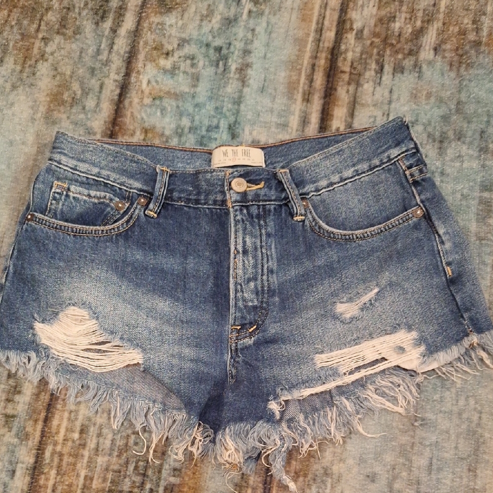 We The Free Blue Distressed Jean Shorts. Excellent Condition Size 27